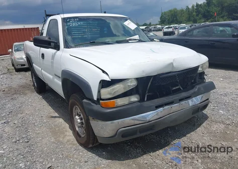 2002 Chevrolet Silverado 2500Hd z USA, uszkodzony, nr VIN 1GCHC24U22E262160